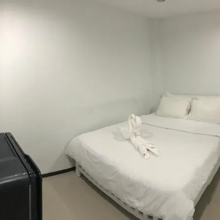 Nk Guesthouse 2 Bangkok Exterior photo